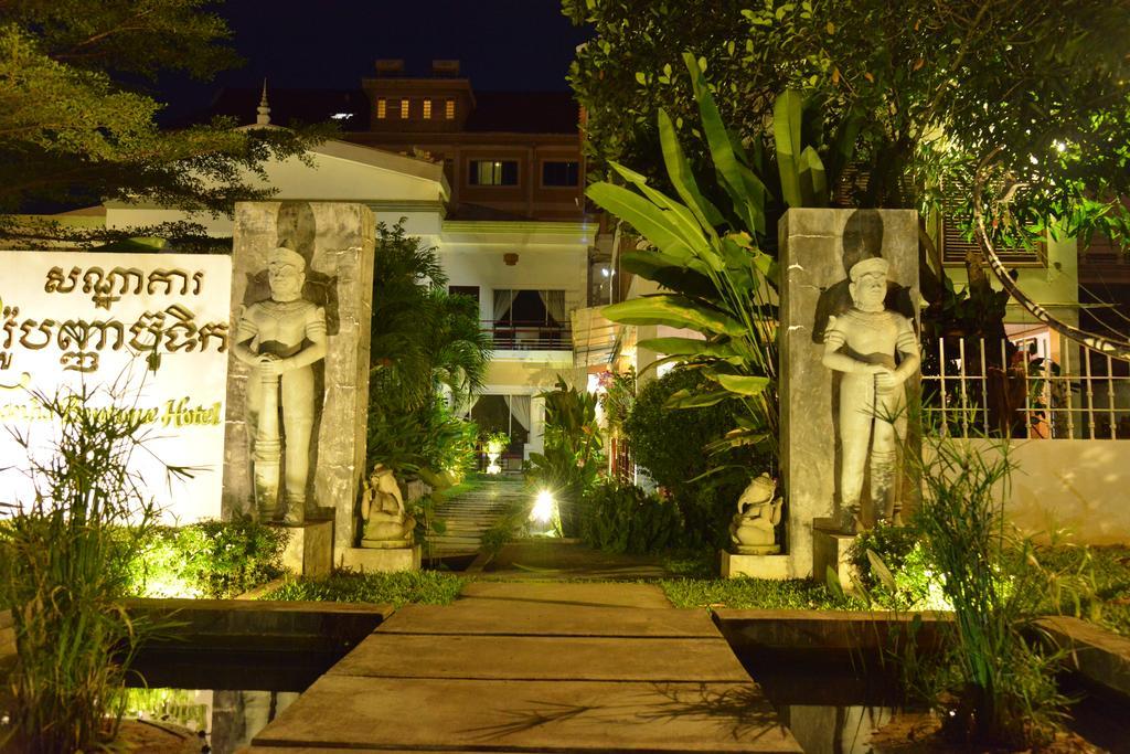 Ropanha Boutique Hotel Sihanoukville Exteriér fotografie